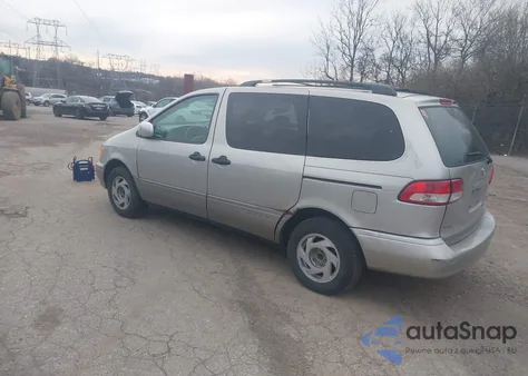 2001 Toyota Sienna Xle z USA, uszkodzony, nr VIN 4T3ZF13C31U378182